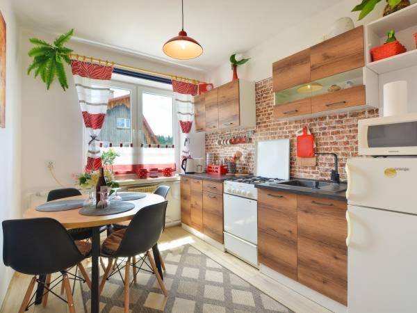 Apartament Wrzos Bieszczady Czarna  Extérieur photo